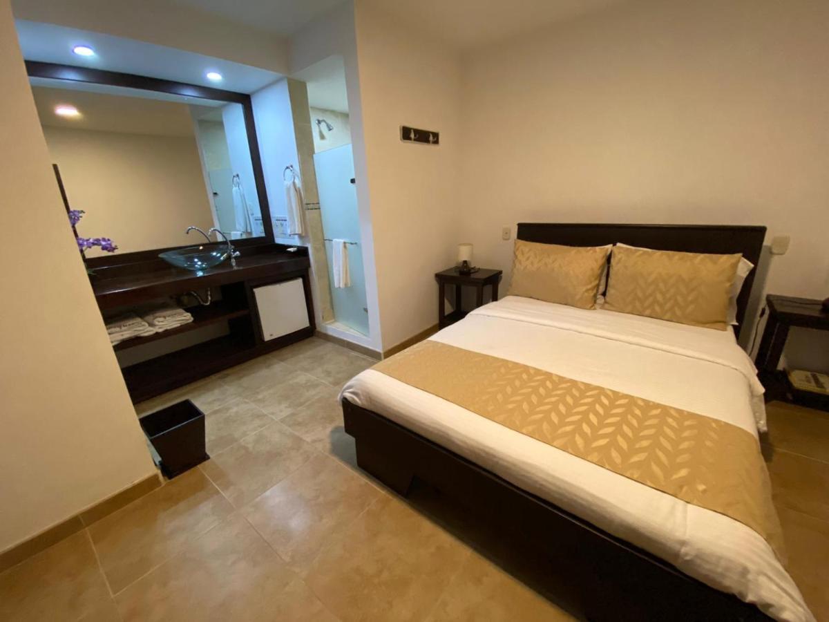 Casa Hotel Las Orquideas 锡卡西亚 外观 照片