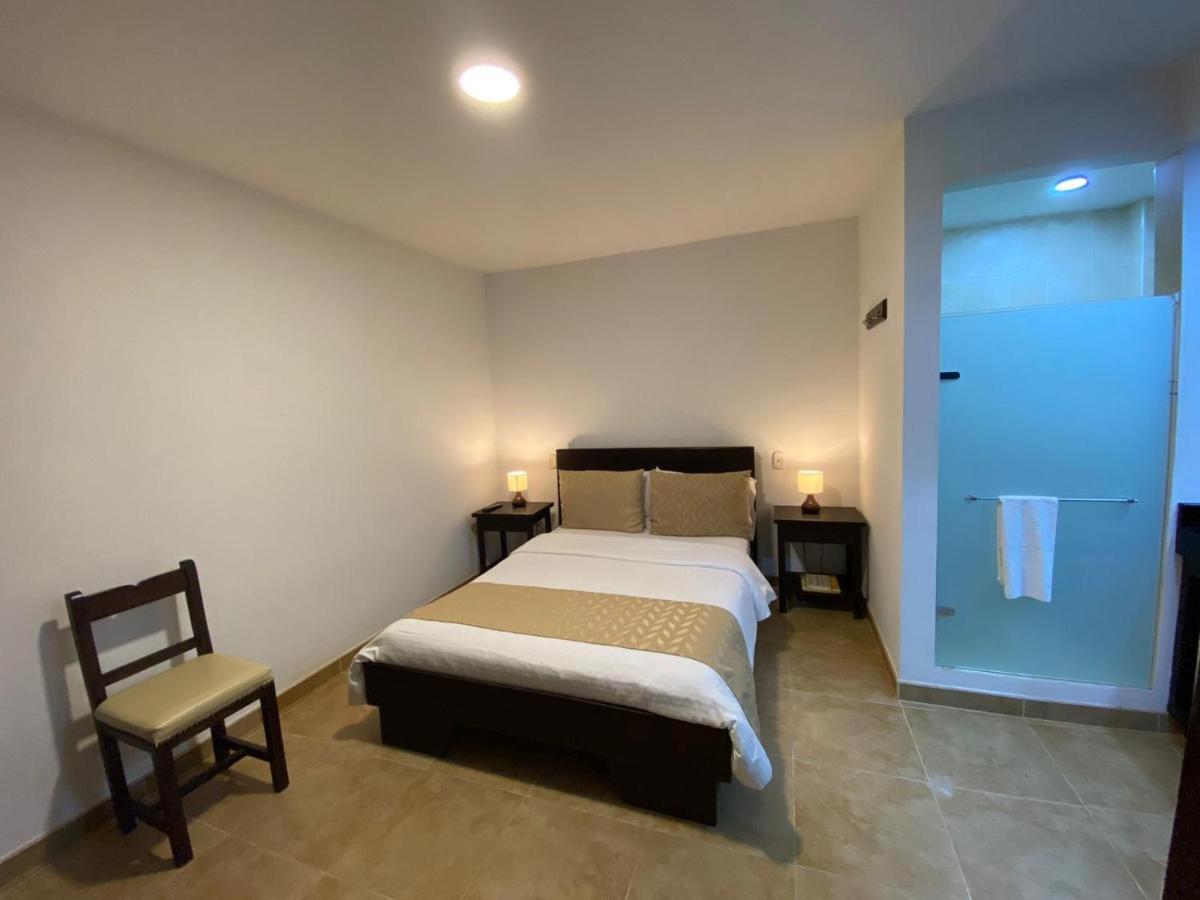 Casa Hotel Las Orquideas 锡卡西亚 外观 照片
