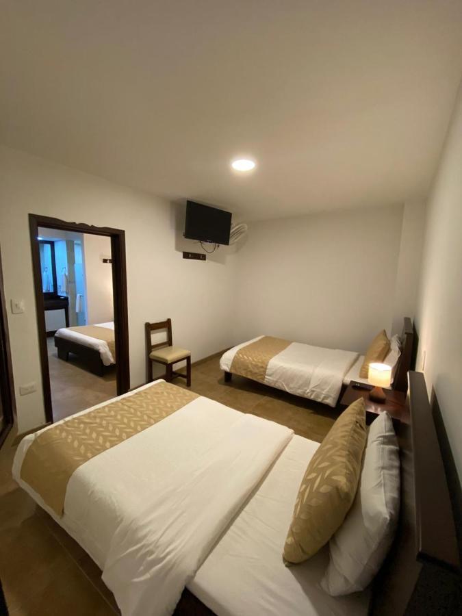 Casa Hotel Las Orquideas 锡卡西亚 外观 照片