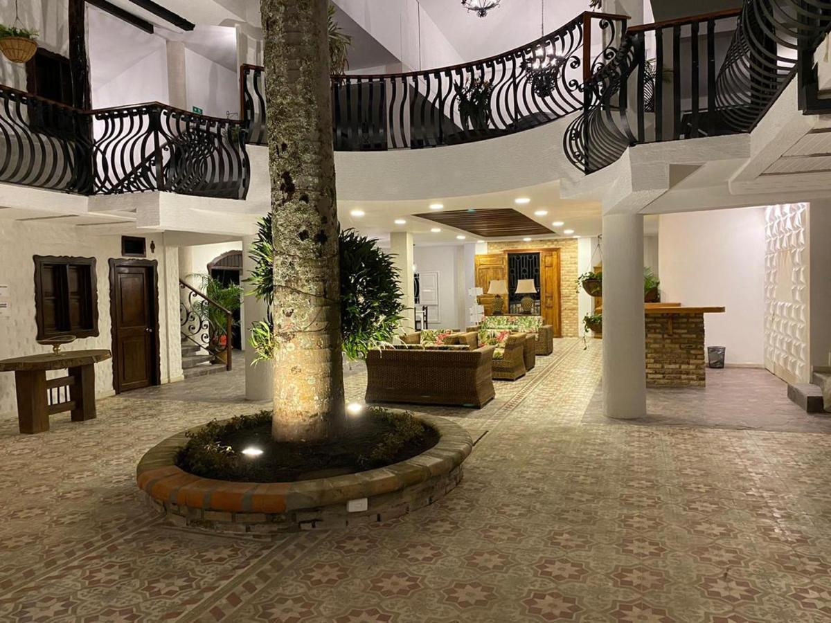 Casa Hotel Las Orquideas 锡卡西亚 外观 照片