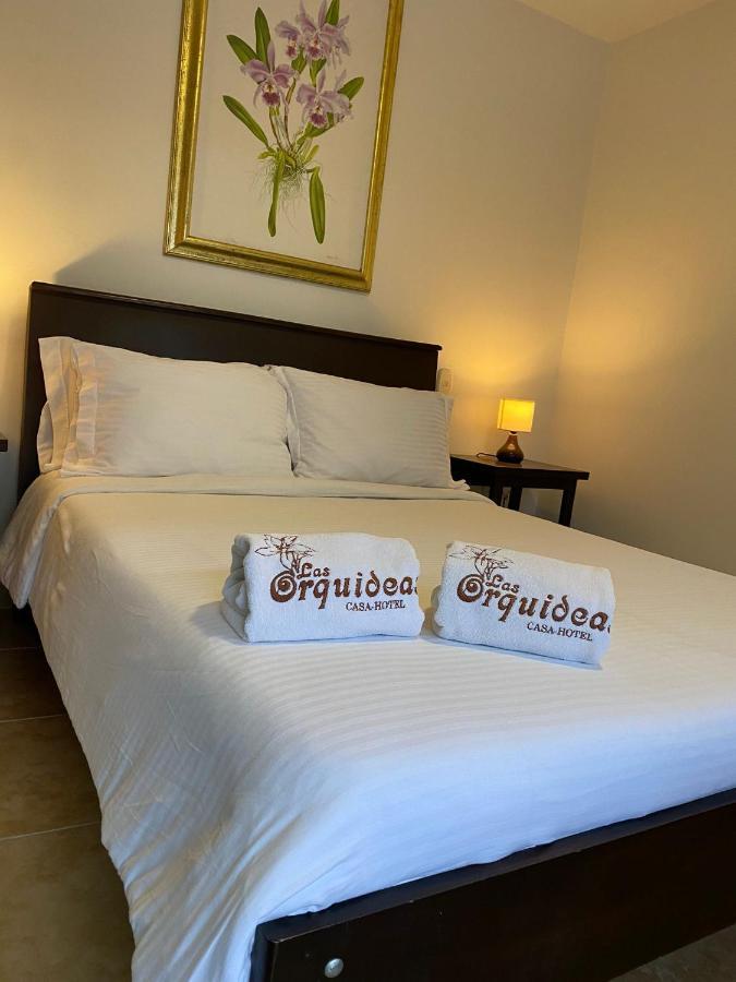 Casa Hotel Las Orquideas 锡卡西亚 外观 照片
