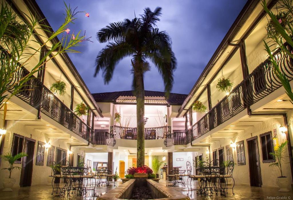 Casa Hotel Las Orquideas 锡卡西亚 外观 照片