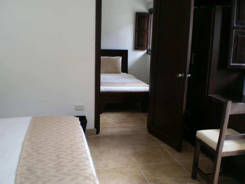 Casa Hotel Las Orquideas 锡卡西亚 客房 照片