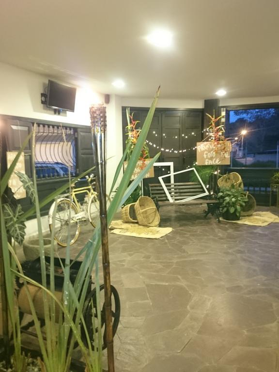Casa Hotel Las Orquideas 锡卡西亚 外观 照片